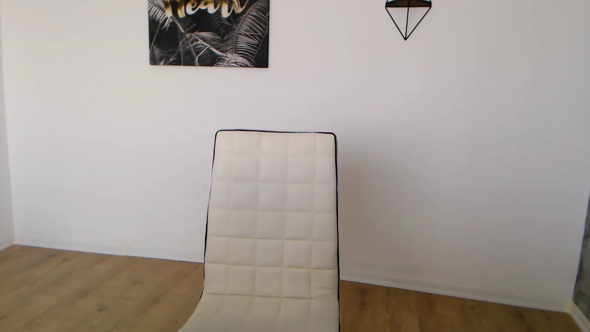 Gallery image thumbnail from Rose4Lucy's myfreecams stream on, 03/26/2026, 11:03 image 18 of 20