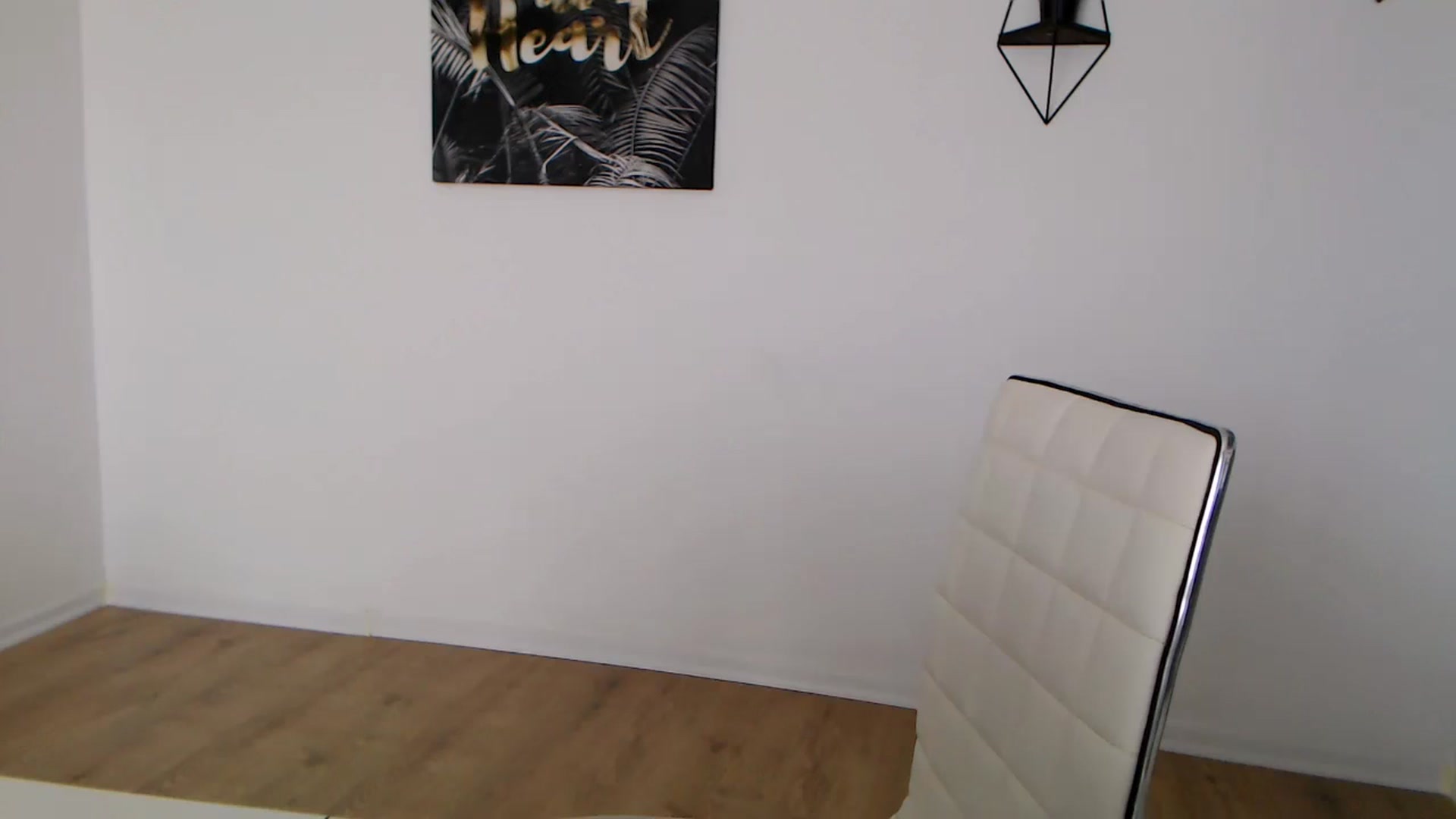 Gallery image thumbnail from Rose4Lucy's myfreecams stream on, 03/27/2026, 10:39 image 14 of 20