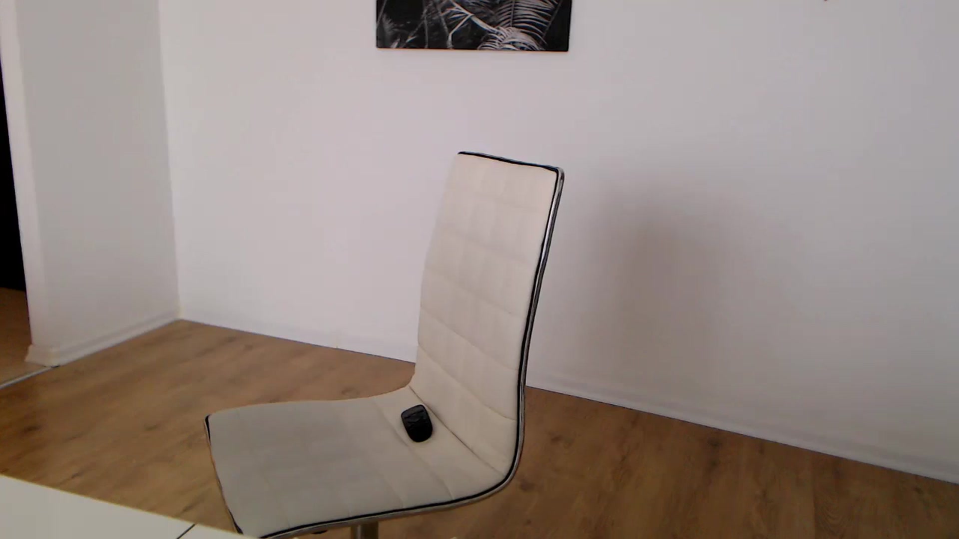 Gallery image thumbnail from Rose4Lucy's myfreecams stream on, 03/28/2026, 10:07 image 17 of 20