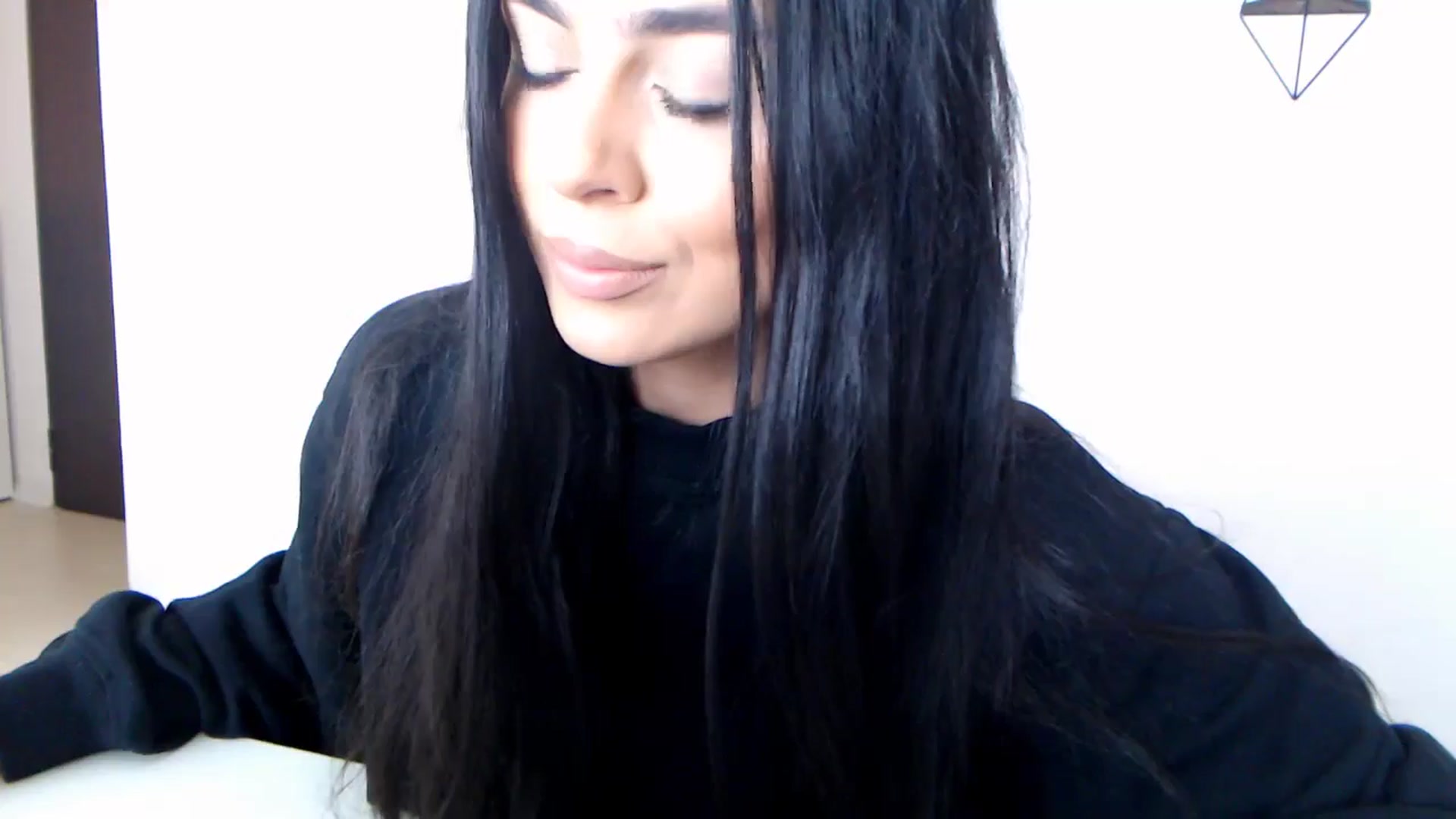 Gallery image thumbnail from Rose4Lucy's myfreecams stream on, 03/28/2026, 11:04 image 10 of 20