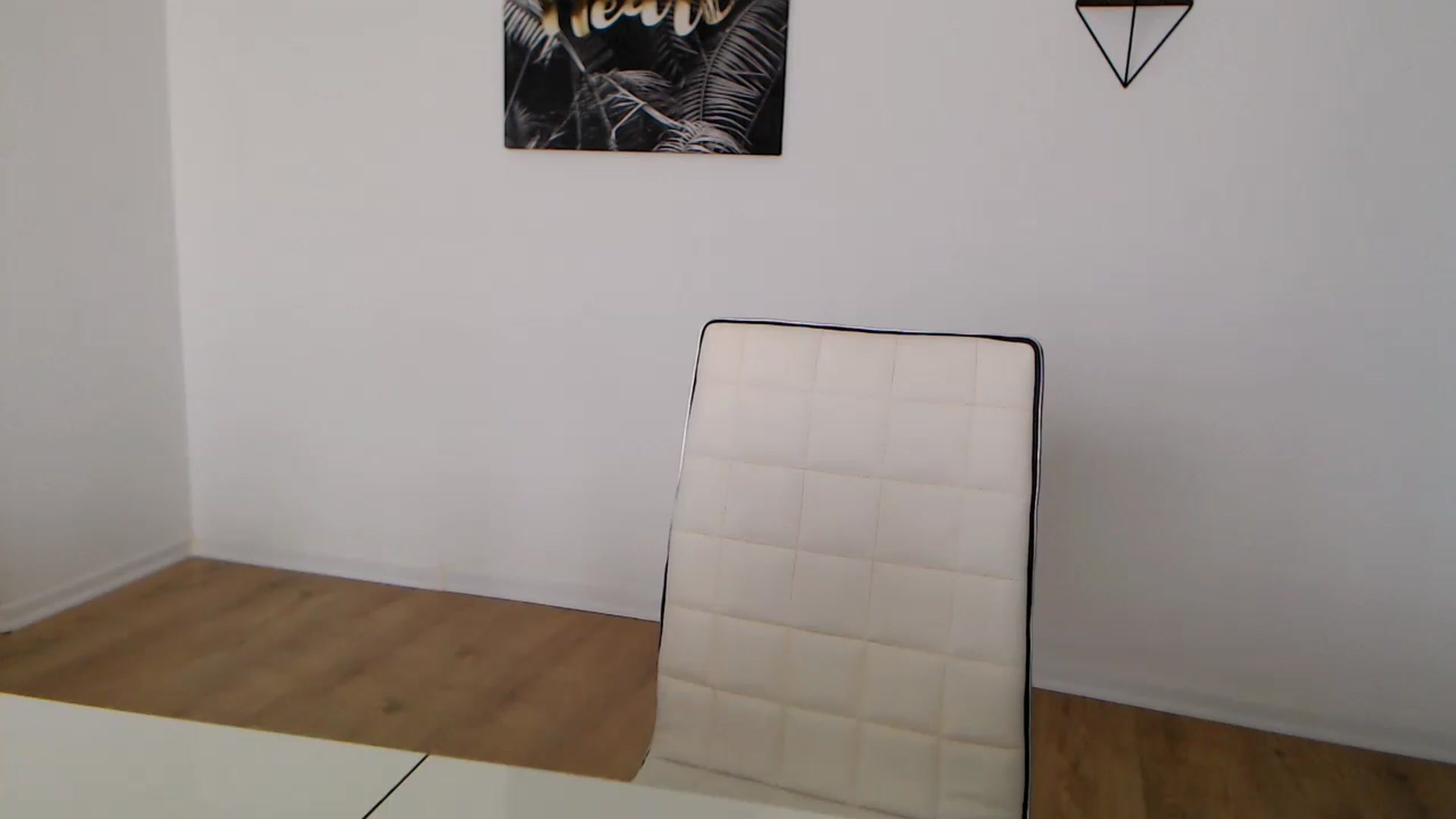 Gallery image thumbnail from Rose4Lucy's myfreecams stream on, 03/30/2026, 10:38 image 19 of 20