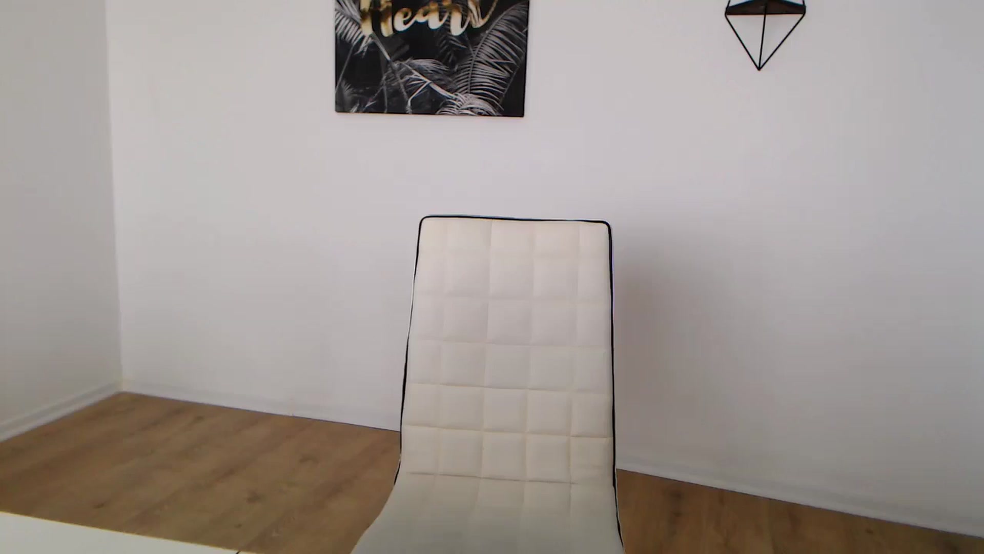 Gallery image thumbnail from Rose4Lucy's myfreecams stream on, 03/30/2026, 10:38 image 6 of 20