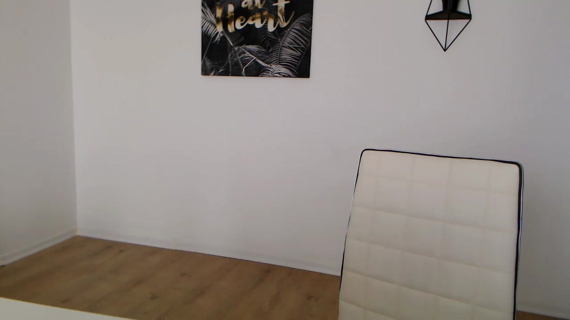 Gallery image thumbnail from Rose4Lucy's myfreecams stream on, 03/31/2026, 11:10 image 12 of 20