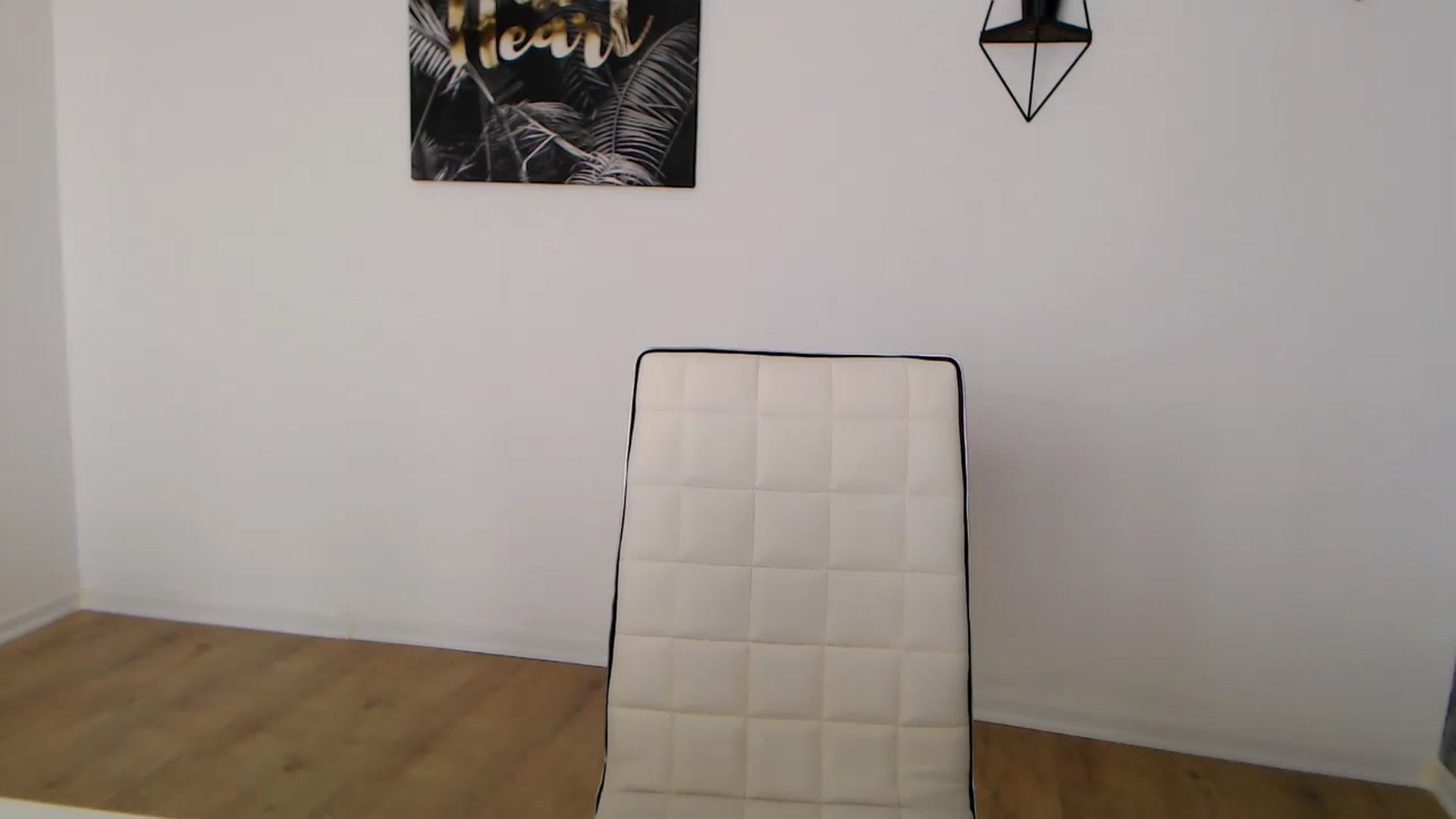 Gallery image thumbnail from Rose4Lucy's myfreecams stream on, 03/31/2026, 11:10 image 15 of 20