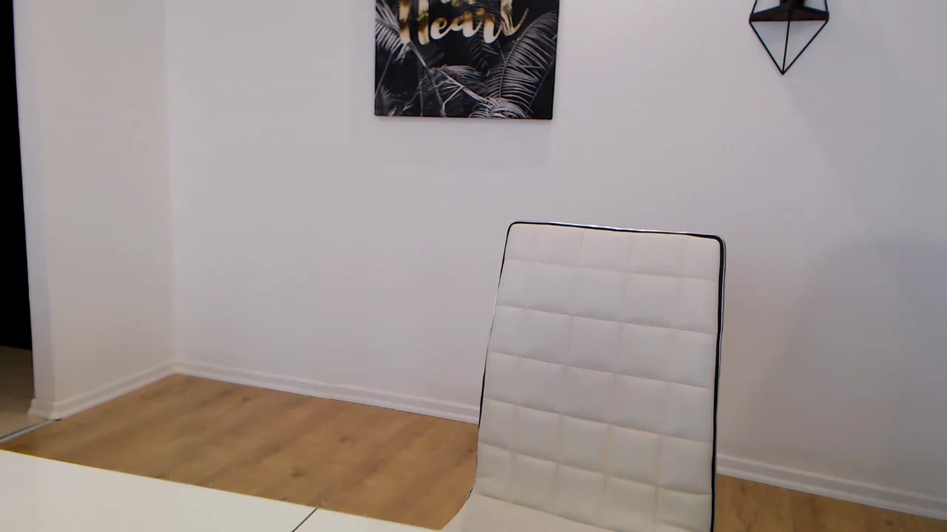 Gallery image thumbnail from Rose4Lucy's myfreecams stream on, 04/01/2026, 06:23 image 6 of 20