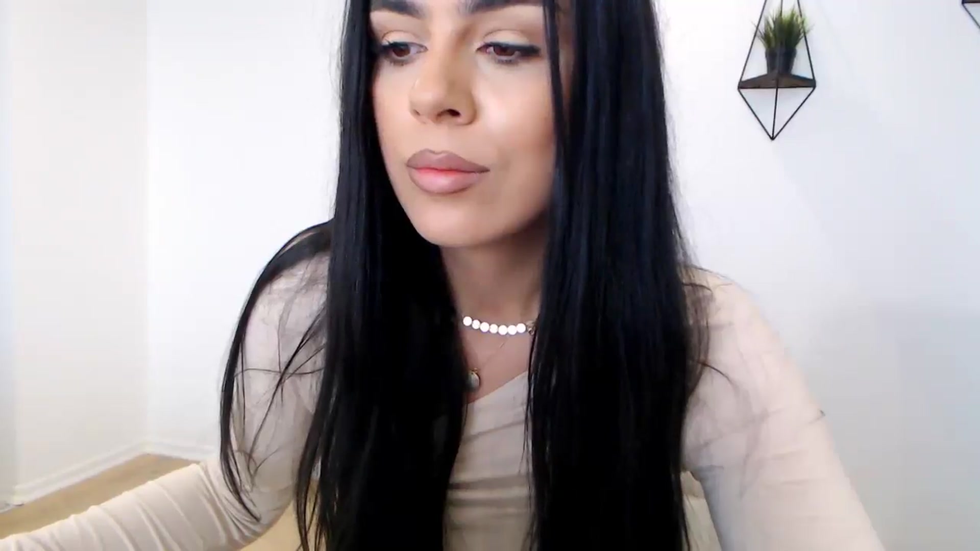 Gallery image thumbnail from Rose4Lucy's myfreecams stream on, 04/01/2026, 06:23 image 12 of 20