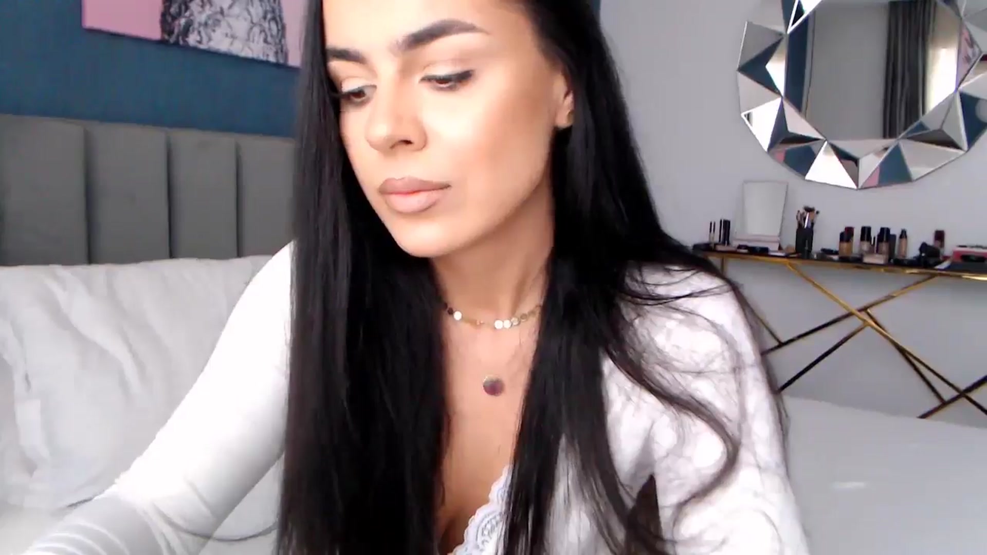 Gallery image thumbnail from Rose4Lucy's myfreecams stream on, 04/02/2026, 06:01 image 19 of 20