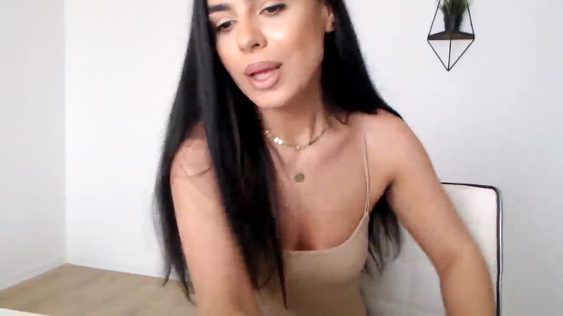Gallery image thumbnail from Rose4Lucy's myfreecams stream on, 04/02/2026, 08:41 image 6 of 20
