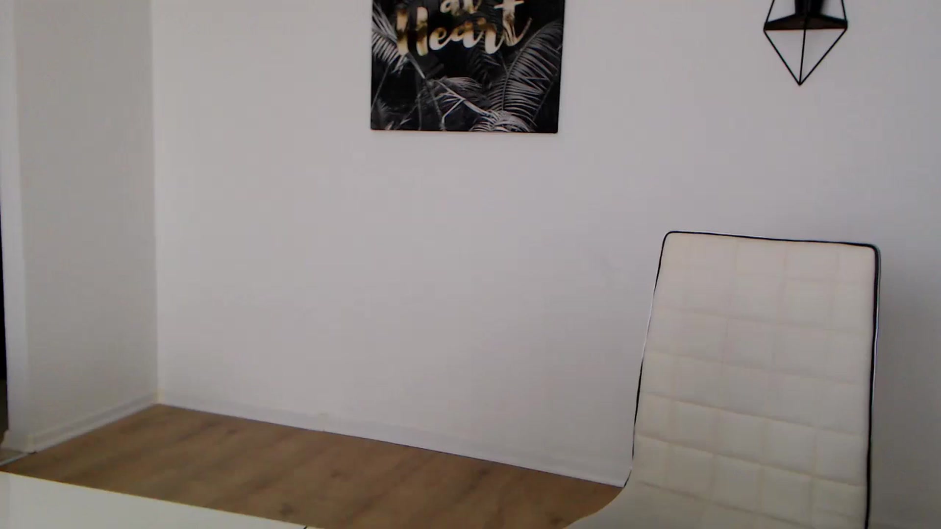 Gallery image thumbnail from Rose4Lucy's myfreecams stream on, 04/02/2026, 10:57 image 1 of 20