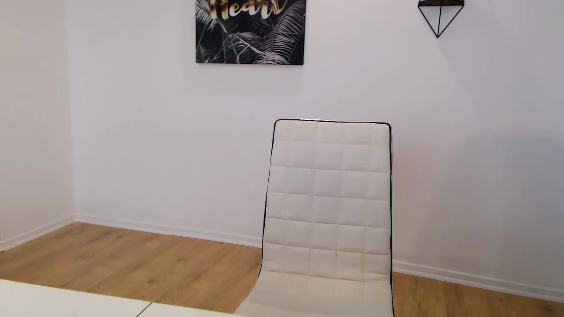 Gallery image thumbnail from Rose4Lucy's myfreecams stream on, 04/03/2026, 09:13 image 11 of 20