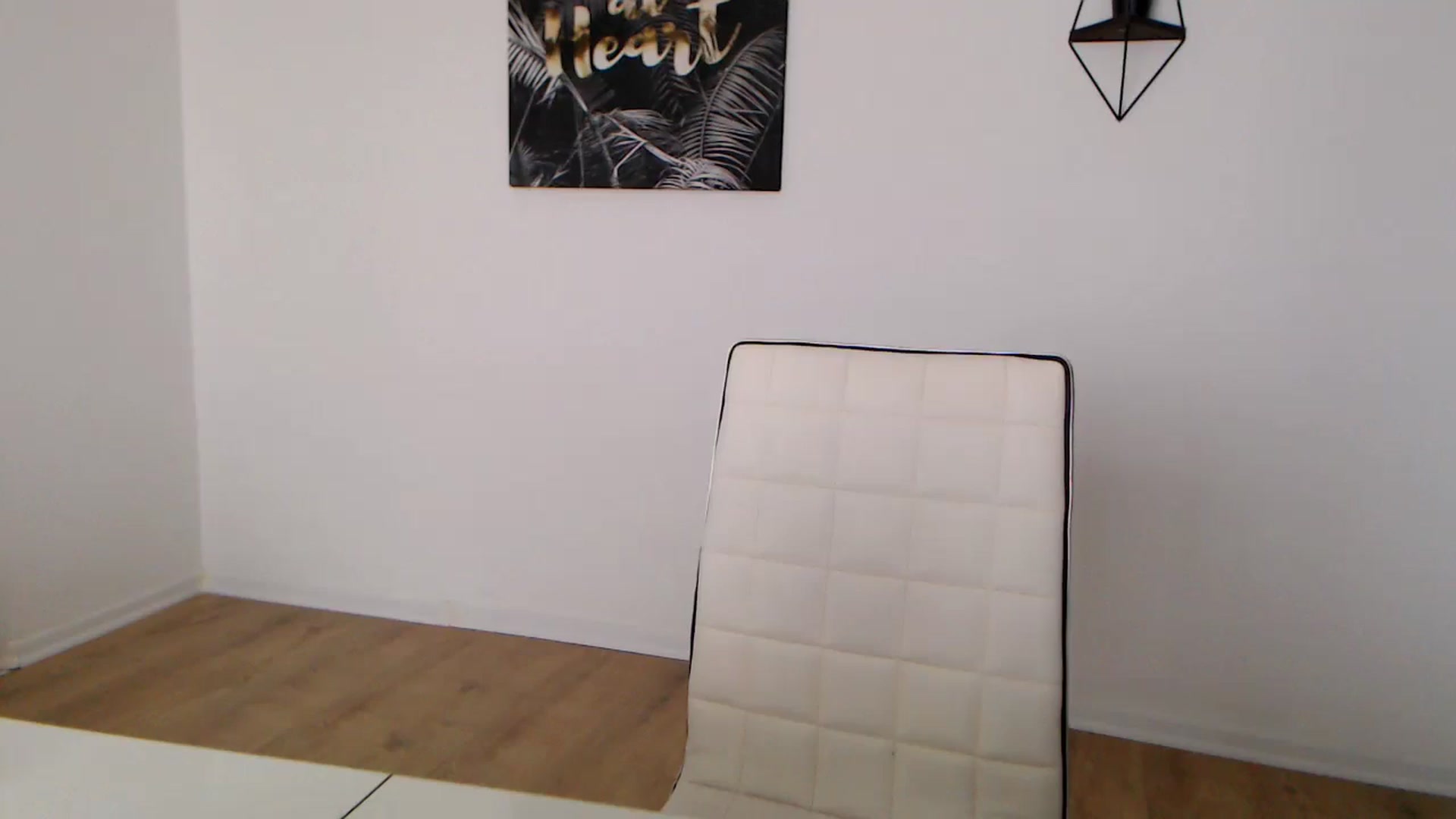 Gallery image thumbnail from Rose4Lucy's myfreecams stream on, 04/04/2026, 08:51 image 2 of 20