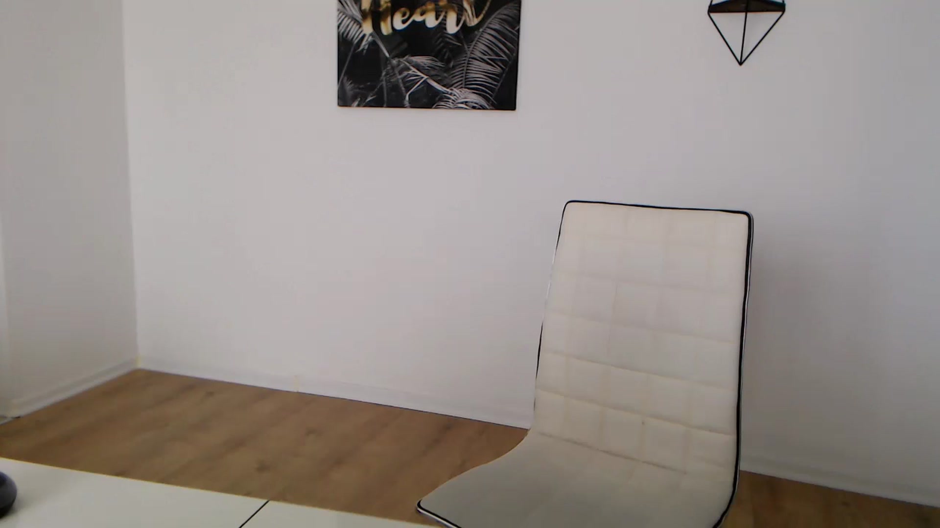 Gallery image thumbnail from Rose4Lucy's myfreecams stream on, 04/04/2026, 08:51 image 15 of 20