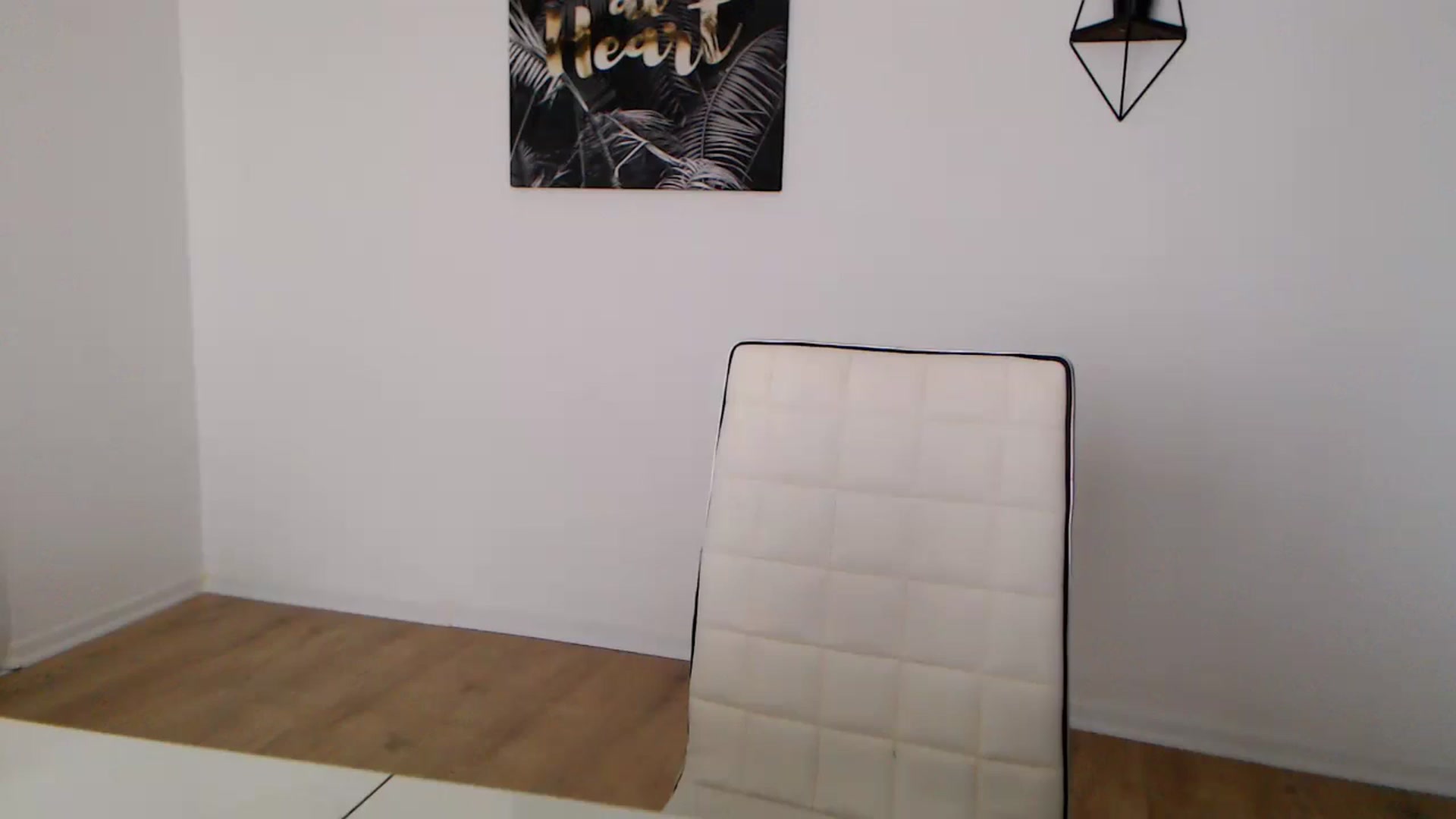 Gallery image thumbnail from Rose4Lucy's myfreecams stream on, 04/04/2026, 08:51 image 1 of 20