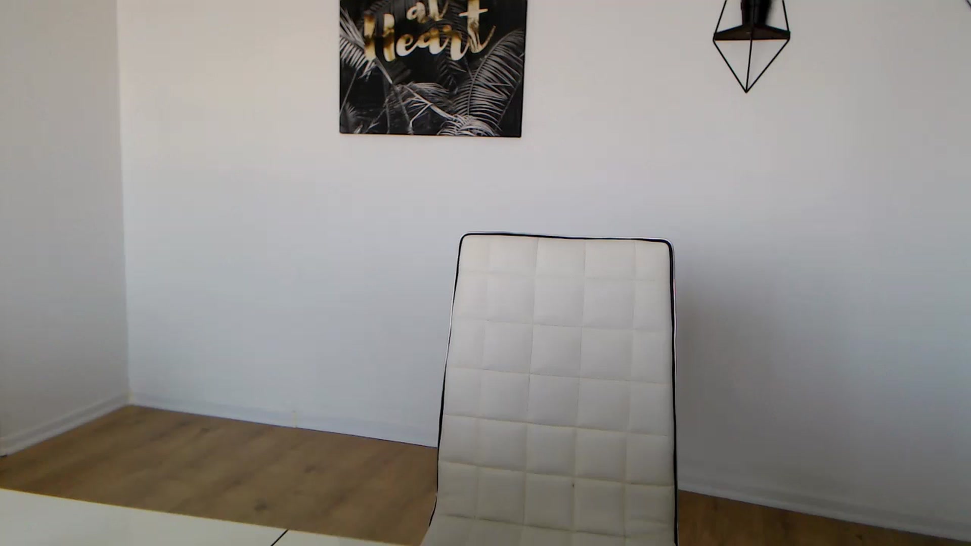 Gallery image thumbnail from Rose4Lucy's myfreecams stream on, 04/05/2026, 06:45 image 1 of 20