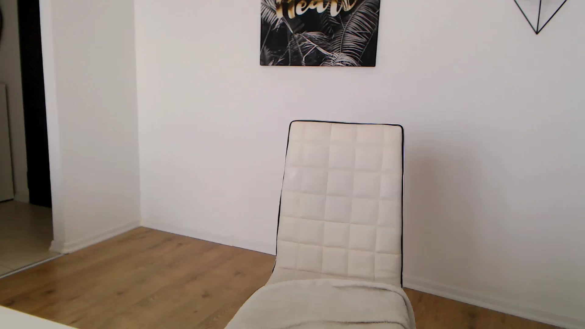 Gallery image thumbnail from Rose4Lucy's myfreecams stream on, 04/08/2026, 12:05 image 13 of 20