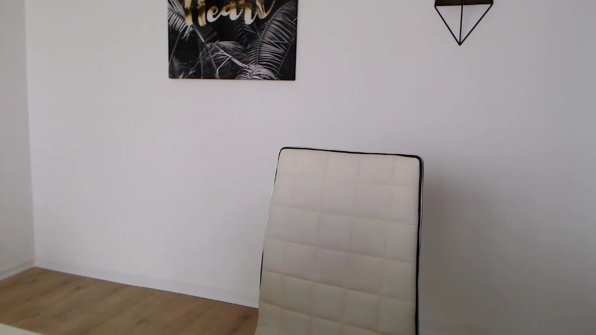 Gallery image thumbnail from Rose4Lucy's myfreecams stream on, 04/10/2026, 12:13 image 6 of 20