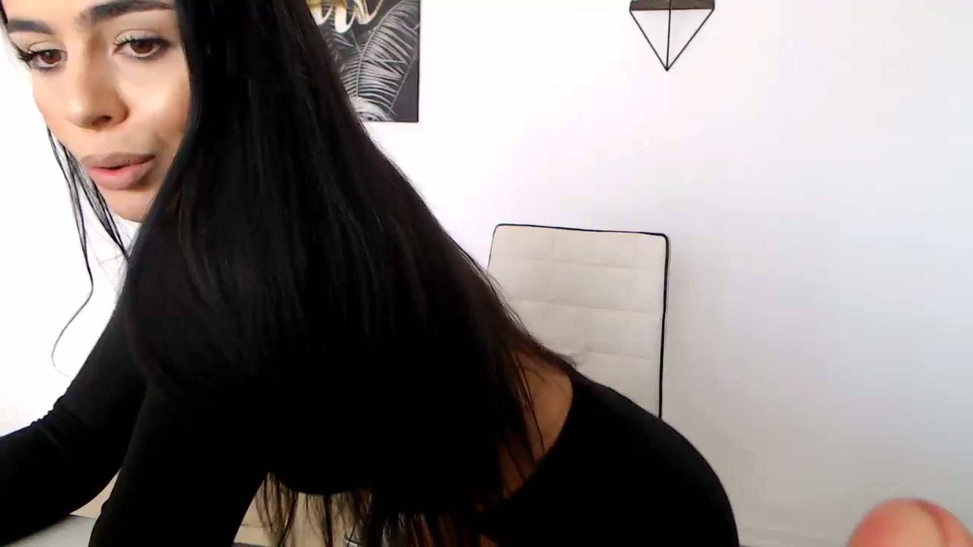 Gallery image thumbnail from Rose4Lucy's myfreecams stream on, 04/18/2026, 10:27 image 15 of 20