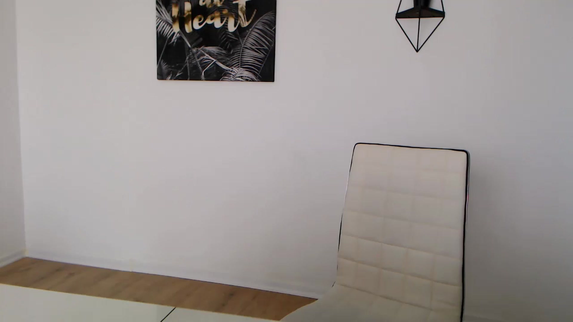 Gallery image thumbnail from Rose4Lucy's myfreecams stream on, 04/29/2026, 10:20 image 8 of 20