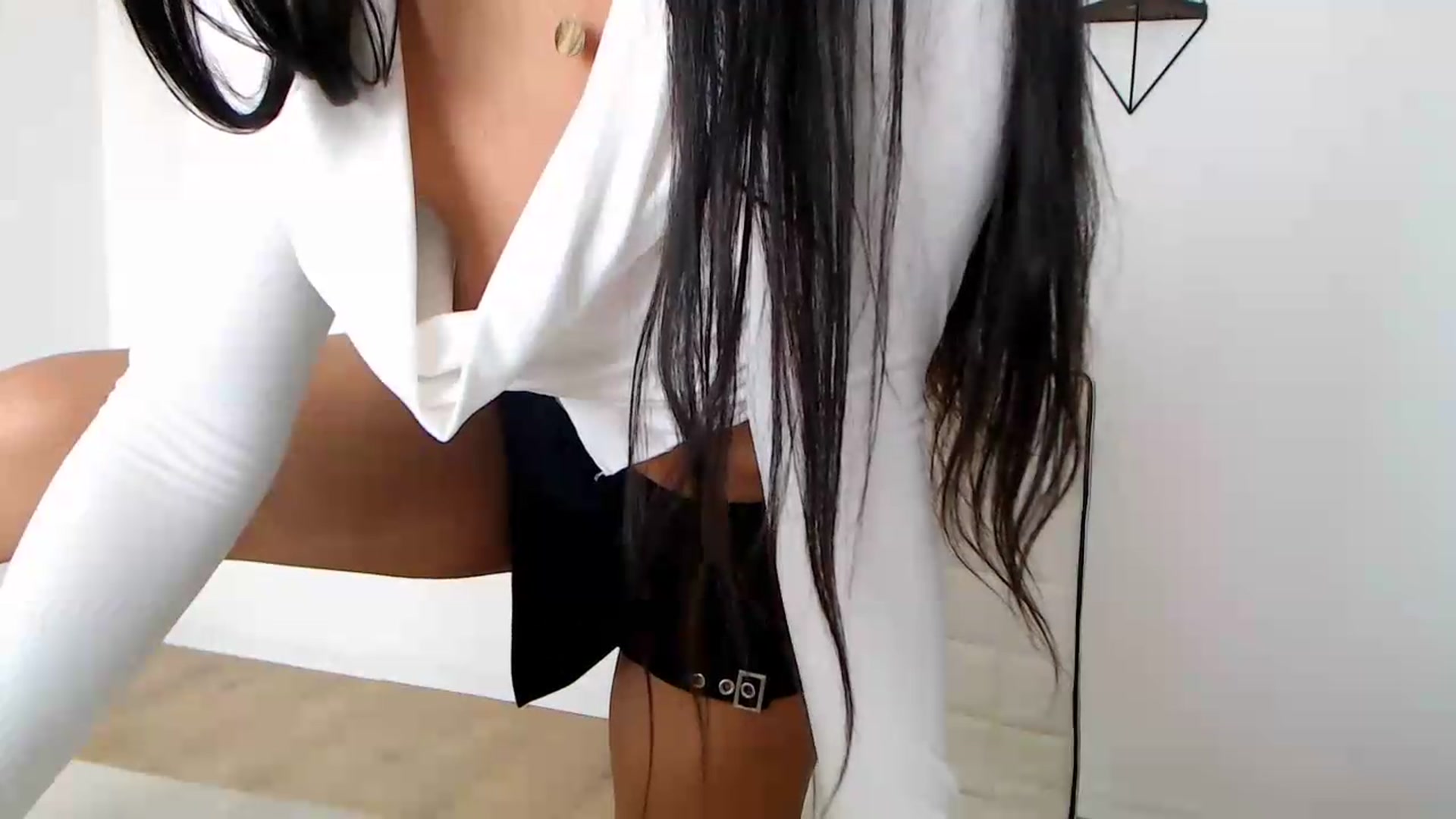 Gallery image thumbnail from Rose4Lucy's myfreecams stream on, 05/04/2026, 10:37 image 18 of 20