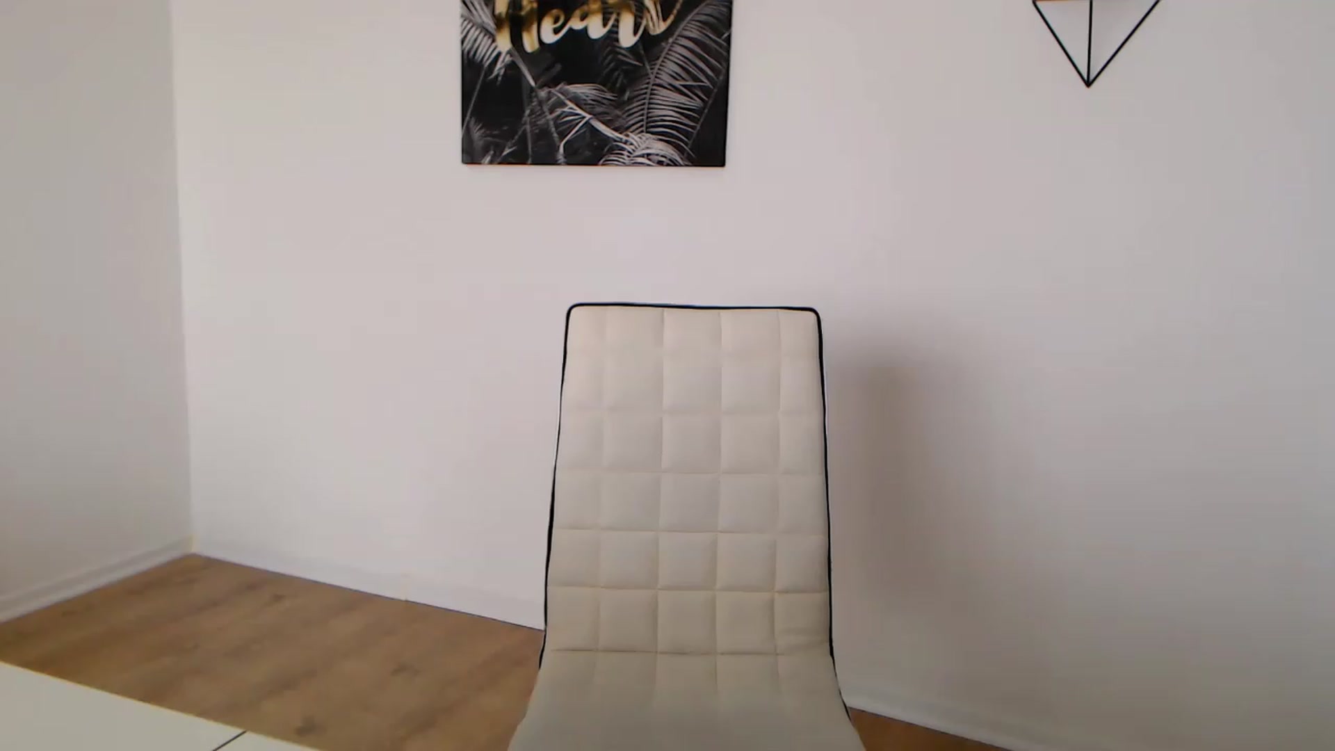 Gallery image thumbnail from Rose4Lucy's myfreecams stream on, 05/19/2026, 10:15 image 20 of 20