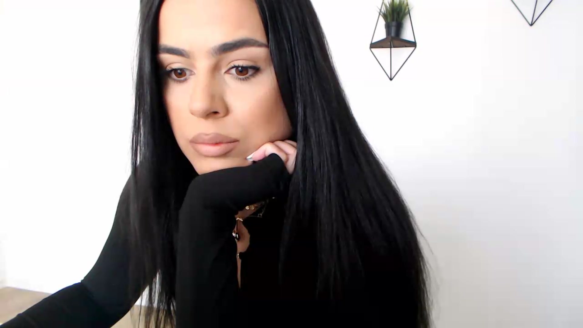 Gallery image thumbnail from Rose4Lucy's myfreecams stream on, 05/21/2026, 12:20 image 2 of 20