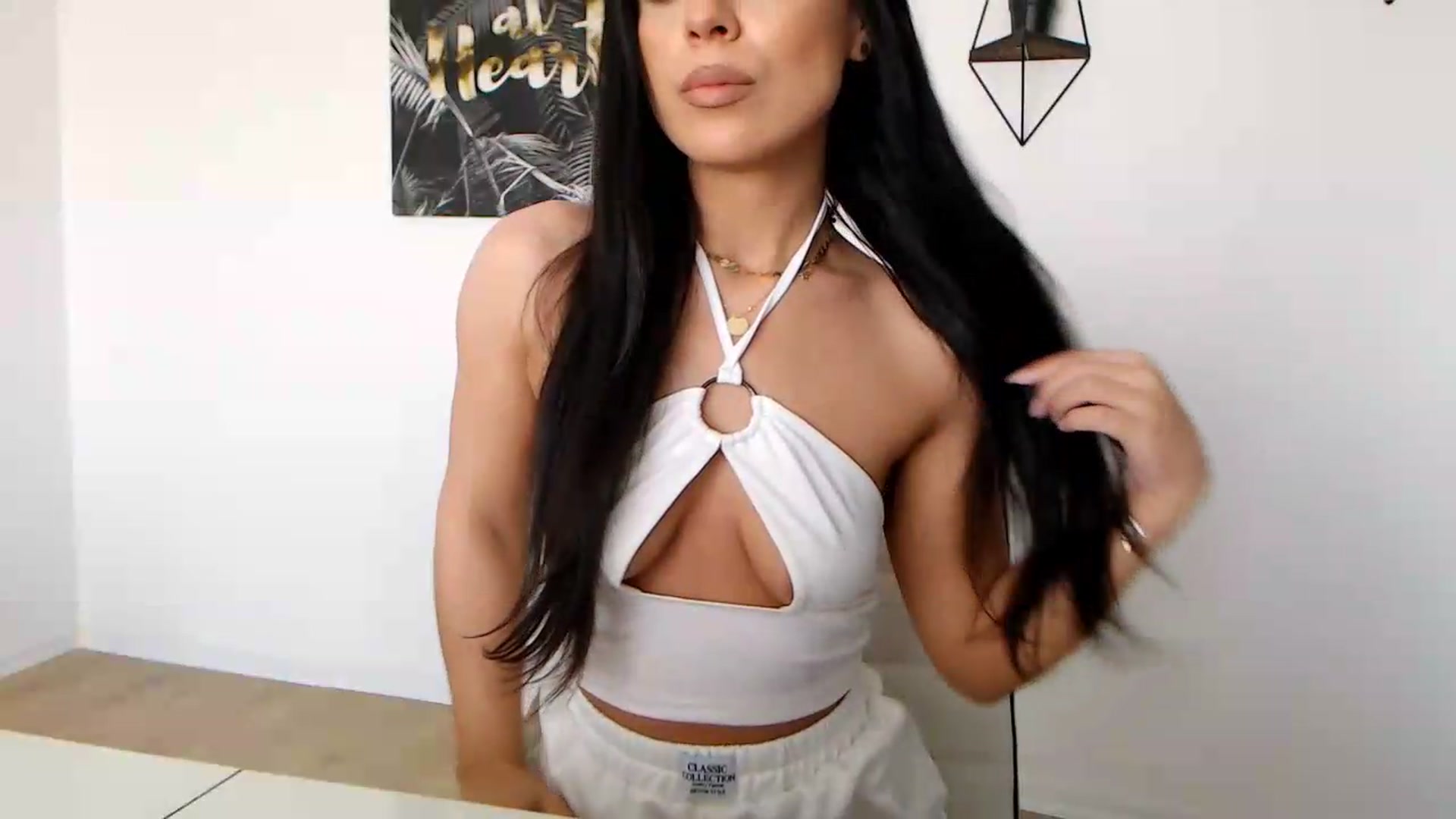 Gallery image thumbnail from Rose4Lucy's myfreecams stream on, 05/26/2026, 10:32 image 6 of 20