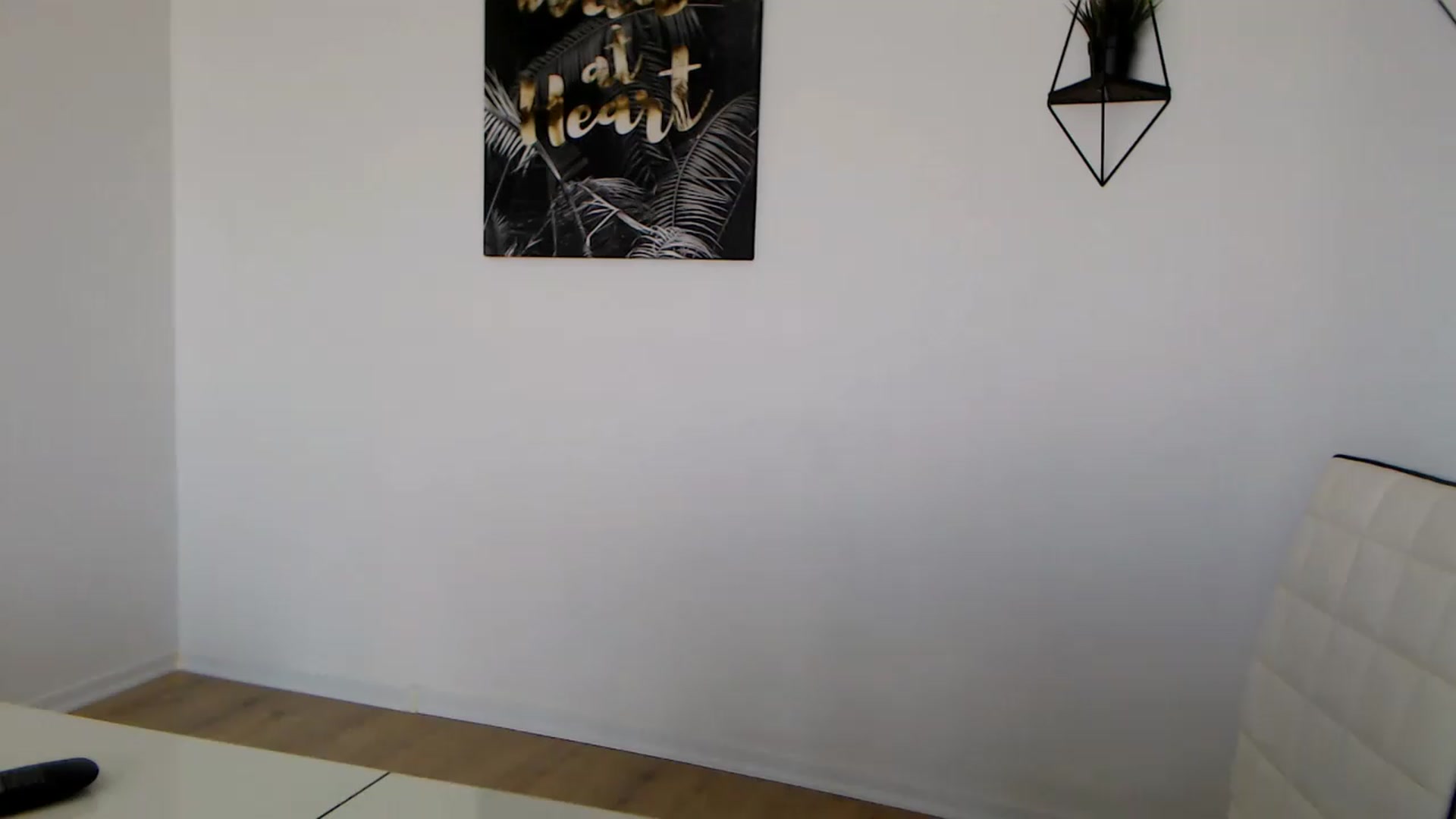 Gallery image thumbnail from Rose4Lucy's myfreecams stream on, 05/29/2026, 10:32 image 13 of 20