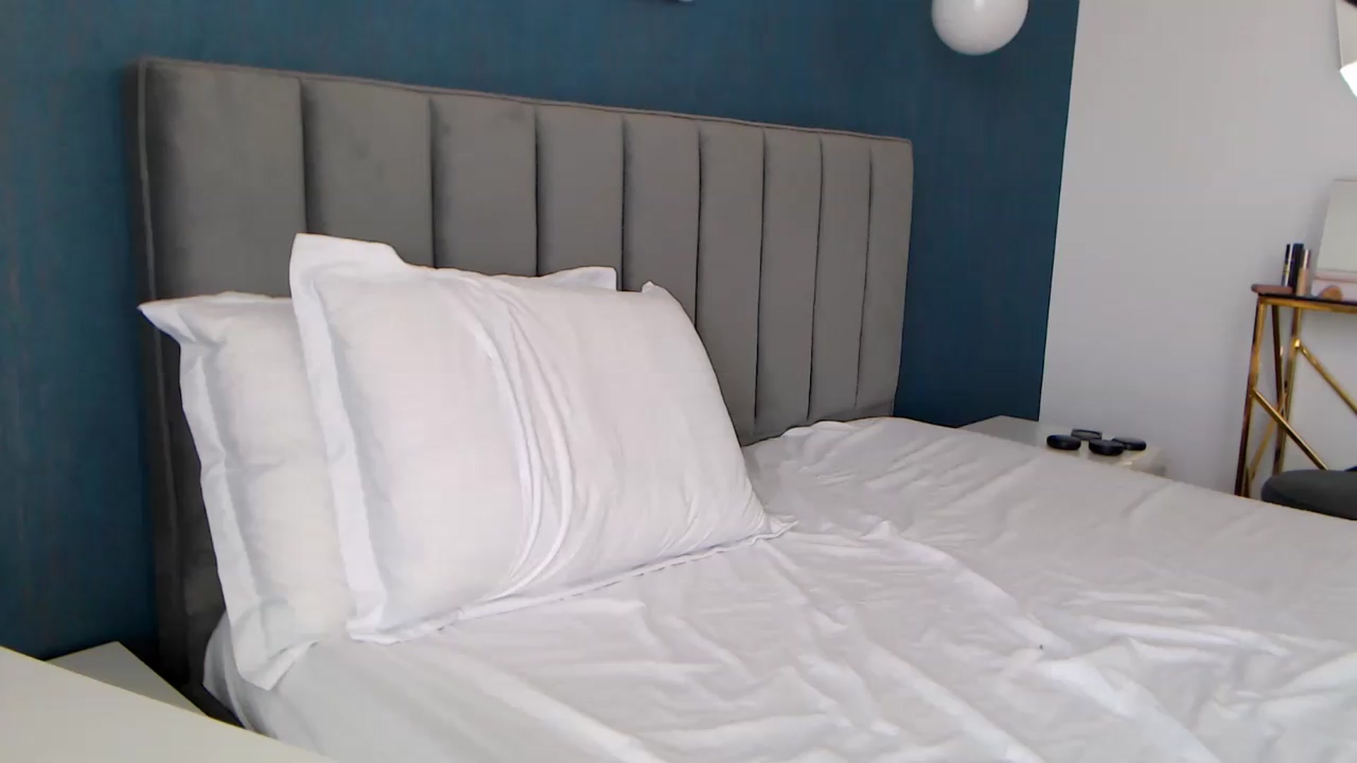 Gallery image thumbnail from Rose4Lucy's myfreecams stream on, 07/06/2026, 10:34 image 13 of 20