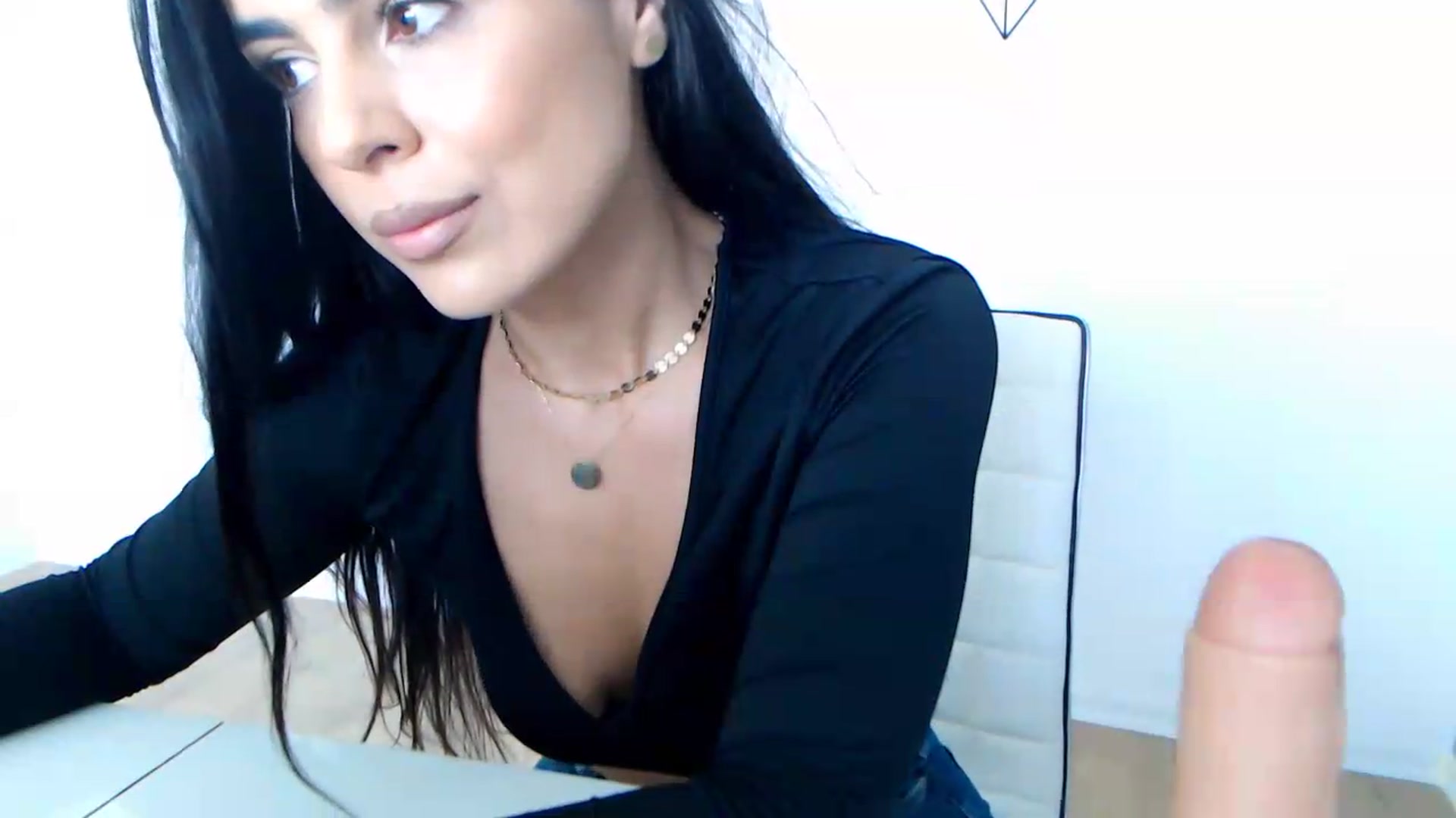 Gallery image thumbnail from Rose4Lucy's myfreecams stream on, 07/17/2026, 10:38 image 7 of 20