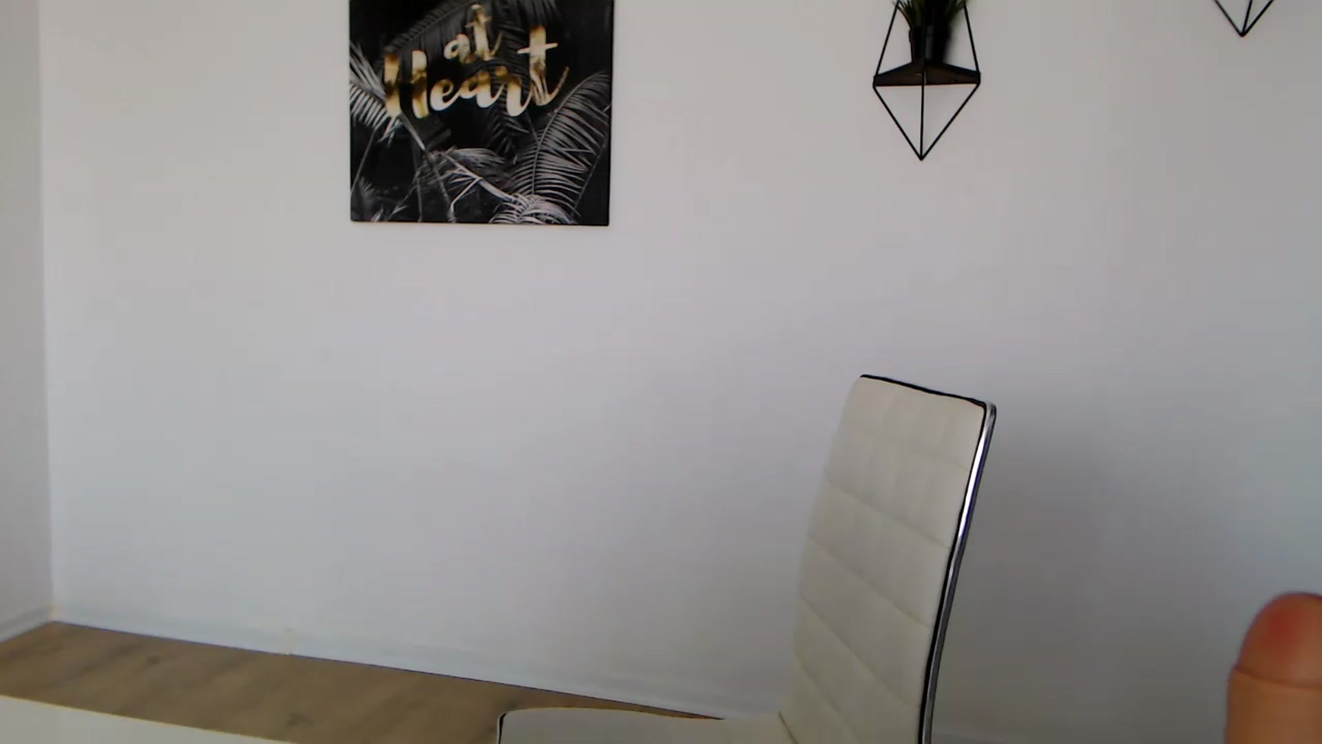 Gallery image thumbnail from Rose4Lucy's myfreecams stream on, 07/21/2026, 10:00 image 13 of 20
