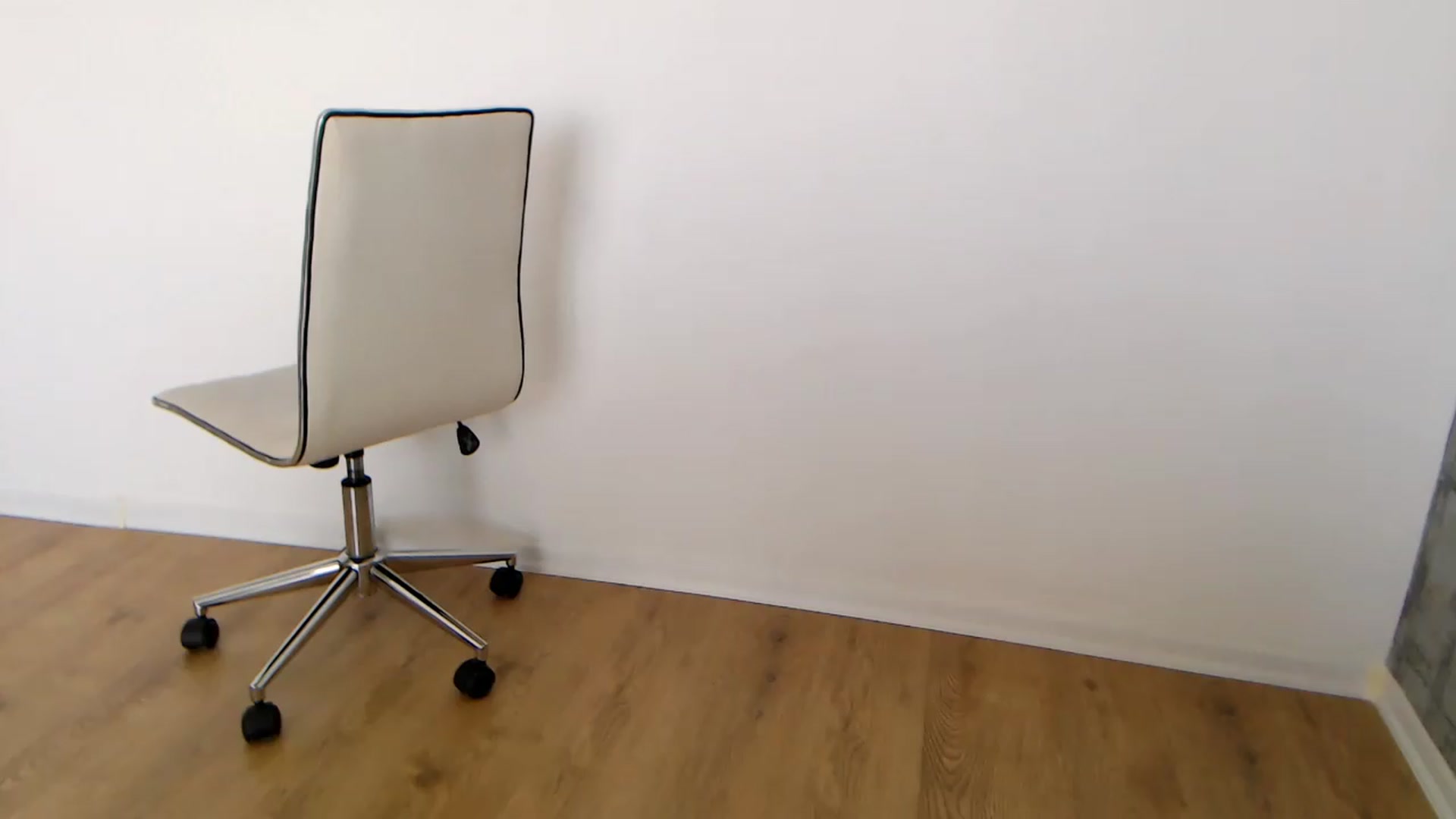 Gallery image thumbnail from Rose4Lucy's myfreecams stream on, 08/26/2026, 18:15 image 10 of 20