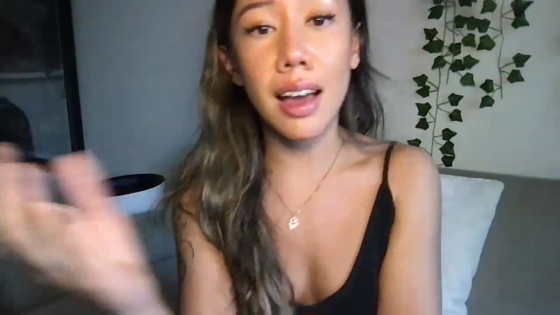 Gallery image thumbnail from RoseDewitt69's myfreecams stream on, 04/12/2023, 24:37 image 10 of 20