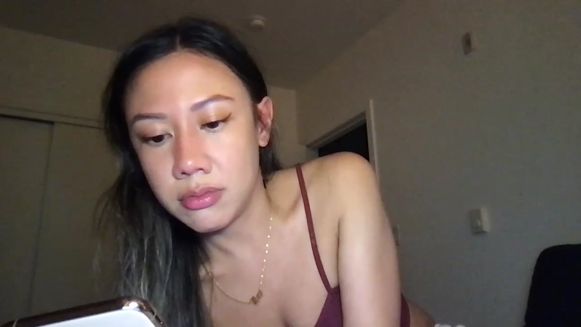 Gallery image thumbnail from RoseDewitt69's myfreecams stream on, 05/16/2023, 08:00 image 2 of 20
