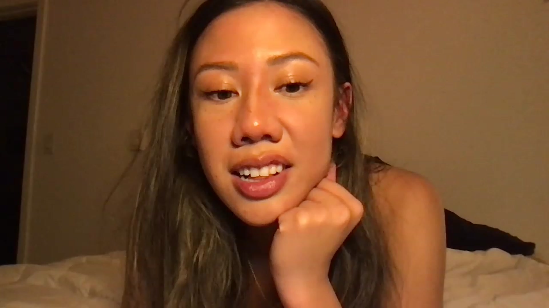 Gallery image thumbnail from RoseDewitt69's myfreecams stream on, 05/16/2023, 08:56 image 13 of 20