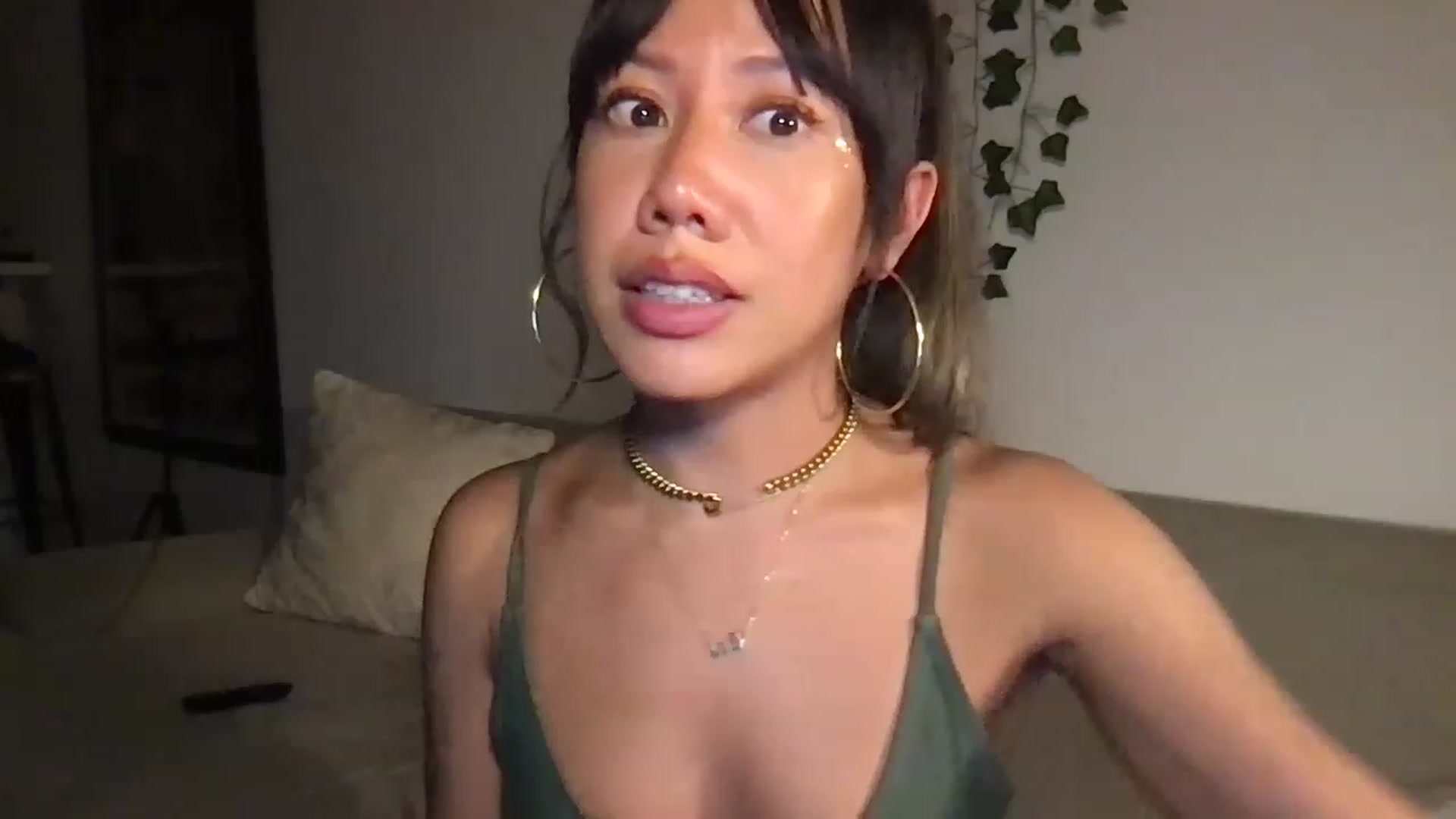 Gallery image thumbnail from RoseDewitt69's myfreecams stream on, 06/03/2023, 04:43 image 3 of 20