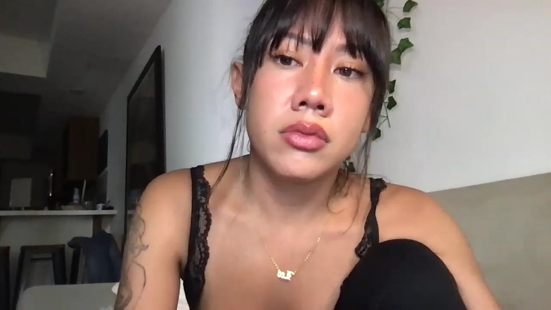Gallery image thumbnail from RoseDewitt69's myfreecams stream on, 06/05/2023, 01:15 image 3 of 20