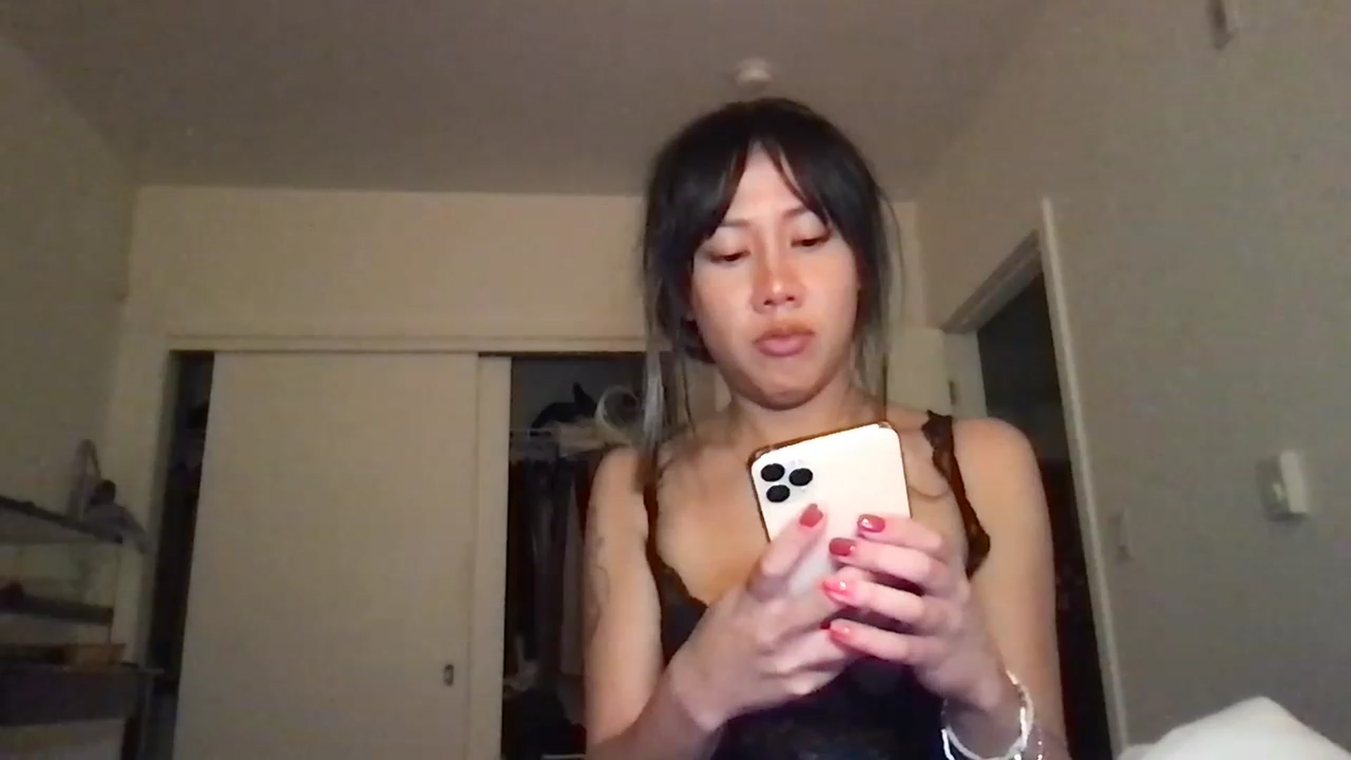 Gallery image thumbnail from RoseDewitt69's myfreecams stream on, 06/05/2023, 05:08 image 18 of 20