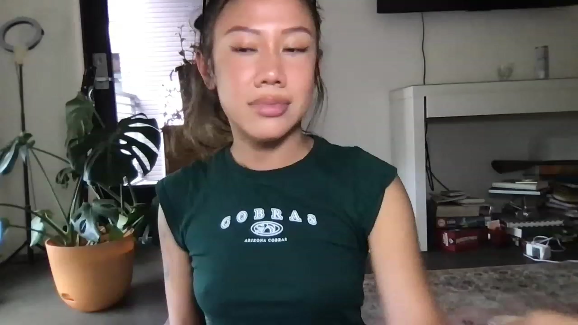 Gallery image thumbnail from RoseDewitt69's myfreecams stream on, 06/14/2023, 23:27 image 14 of 20