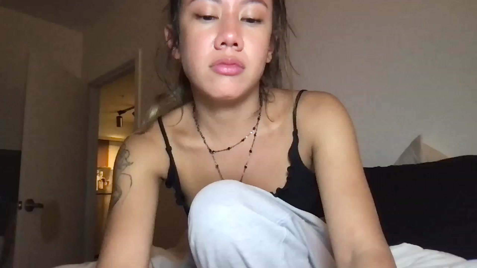 Gallery image thumbnail from RoseDewitt69's myfreecams stream on, 06/18/2023, 10:51 image 19 of 20