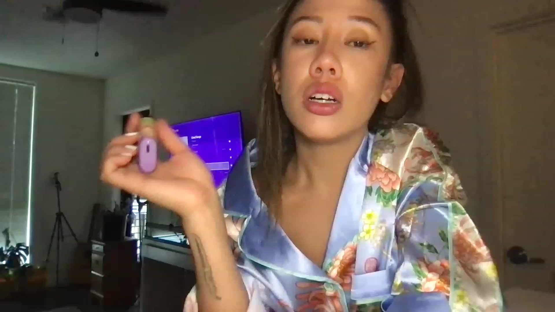 Gallery image thumbnail from RoseDewitt69's myfreecams stream on, 06/28/2023, 15:56 image 19 of 20