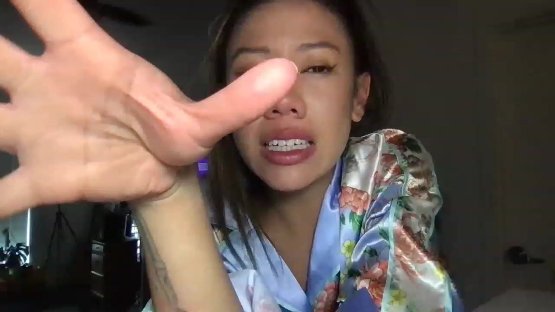 Gallery image thumbnail from RoseDewitt69's myfreecams stream on, 06/28/2023, 15:56 image 16 of 20