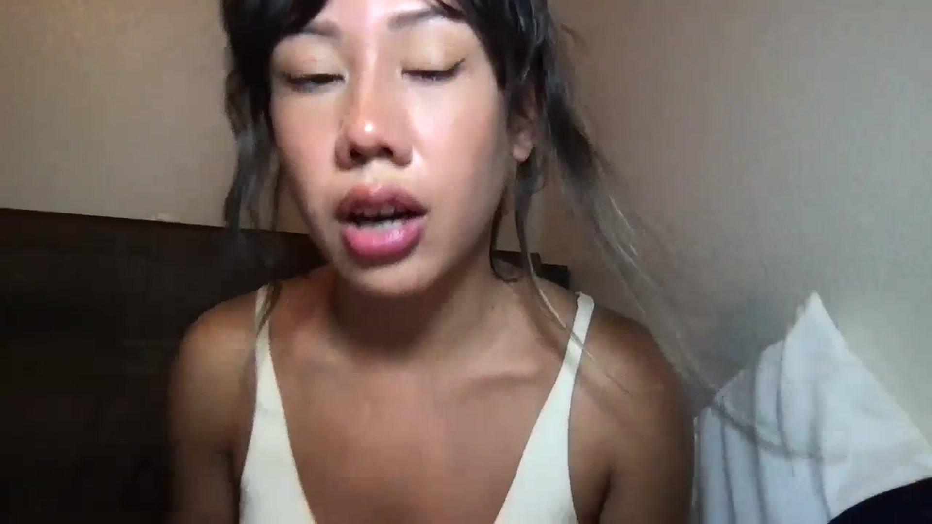 Gallery image thumbnail from RoseDewitt69's myfreecams stream on, 07/26/2023, 09:05 image 18 of 20