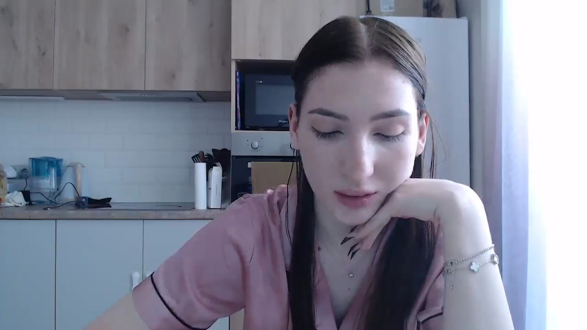 Gallery image thumbnail from RoseEs's myfreecams stream on, 02/08/2026, 12:38 image 14 of 20