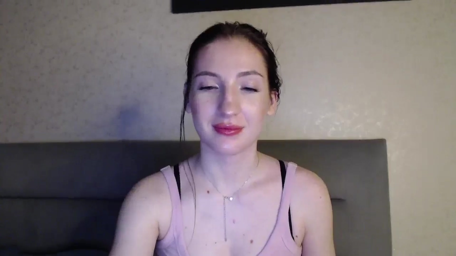 Gallery image thumbnail from RoseEs's myfreecams stream on, 03/08/2026, 01:04 image 6 of 20