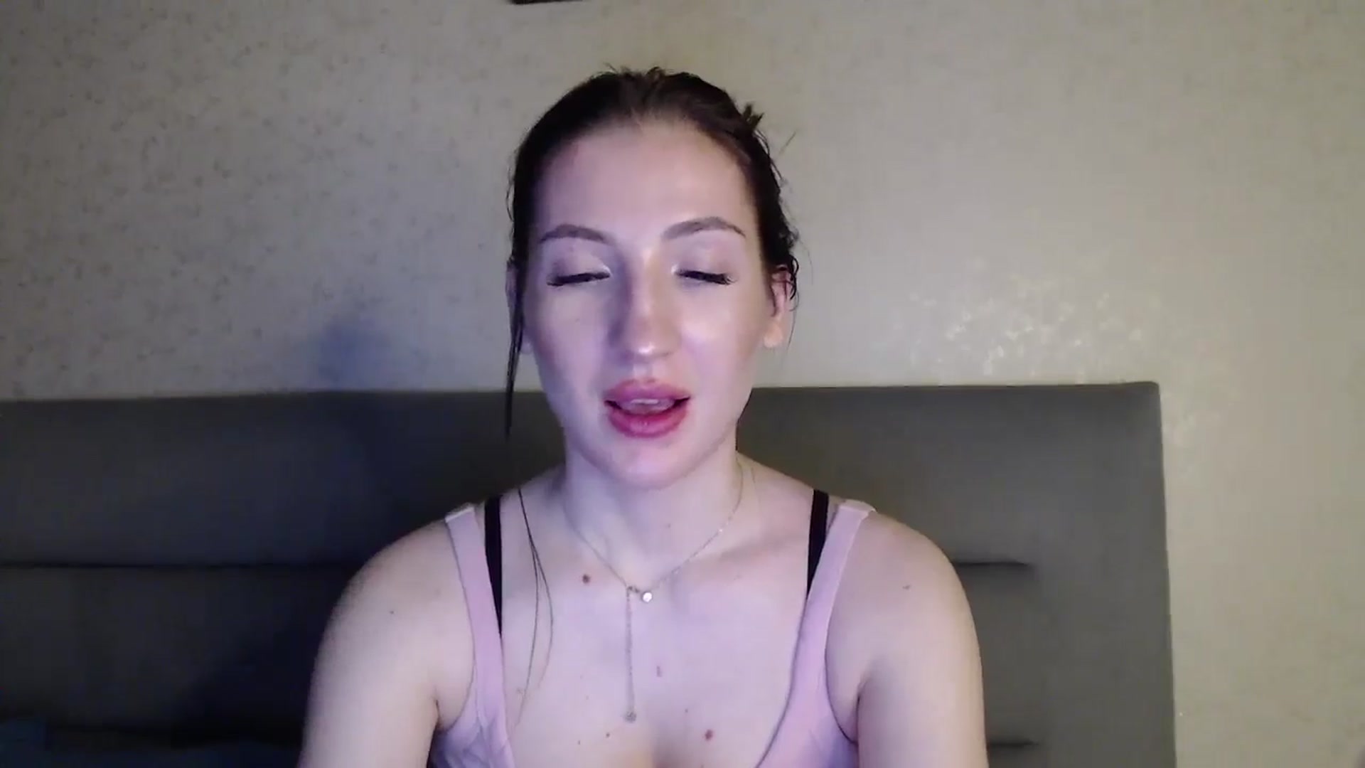 Gallery image thumbnail from RoseEs's myfreecams stream on, 03/08/2026, 01:04 image 20 of 20