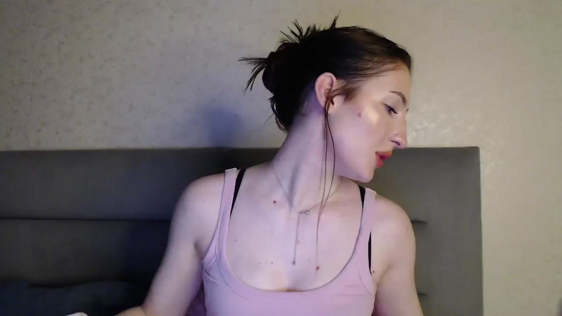 Gallery image thumbnail from RoseEs's myfreecams stream on, 03/08/2026, 01:04 image 2 of 20