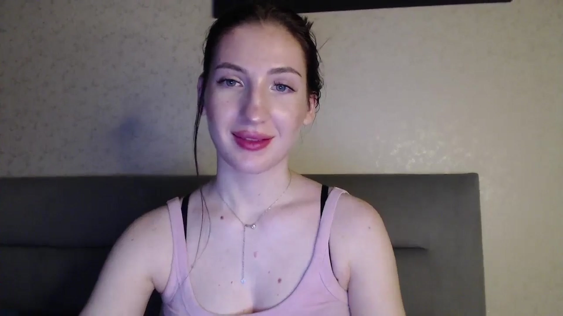 Gallery image thumbnail from RoseEs's myfreecams stream on, 03/08/2026, 01:04 image 15 of 20