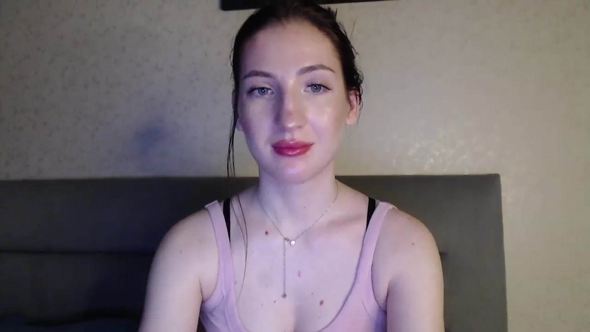 Gallery image thumbnail from RoseEs's myfreecams stream on, 03/08/2026, 01:04 image 4 of 20