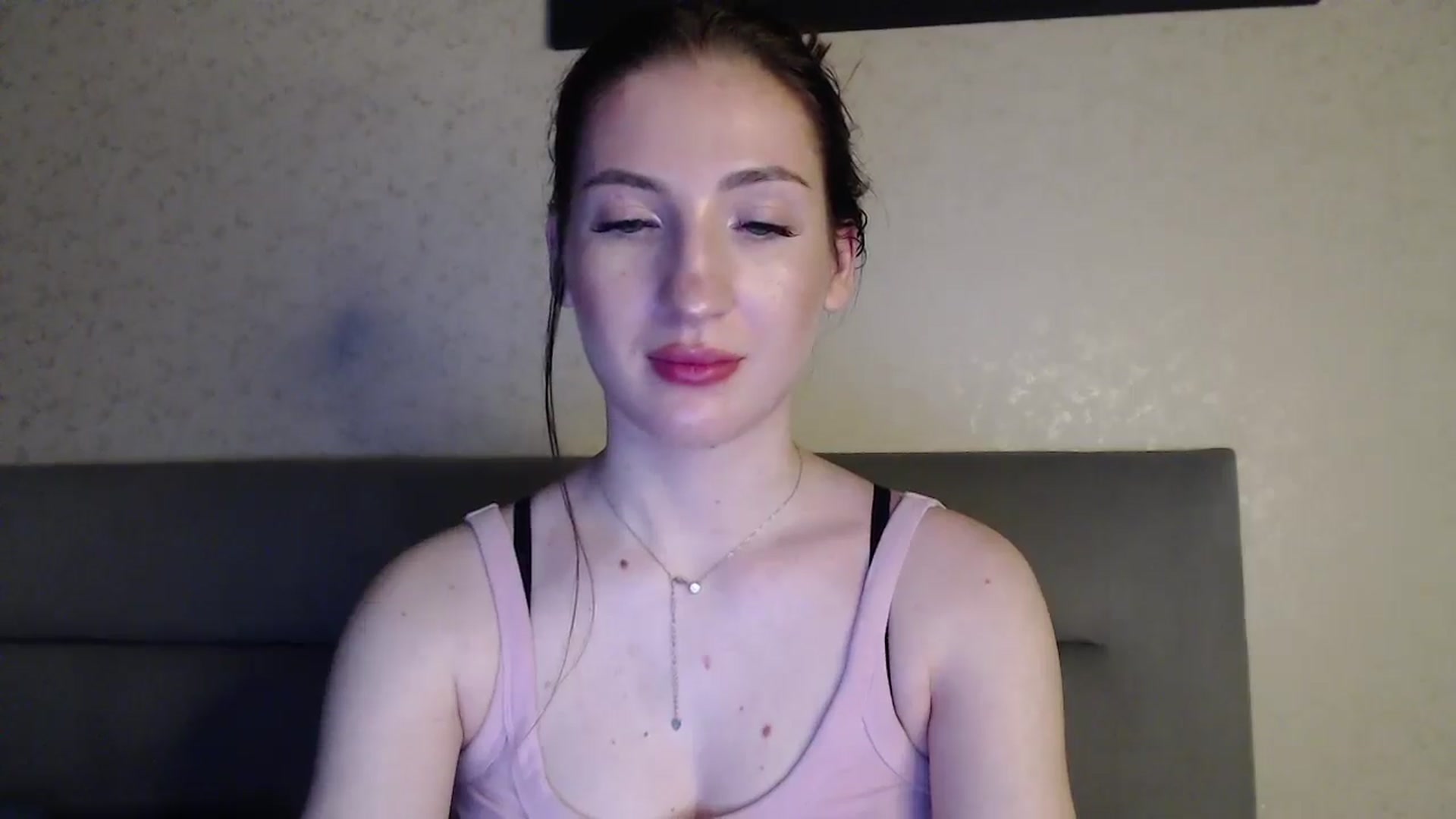 Gallery image thumbnail from RoseEs's myfreecams stream on, 03/08/2026, 01:04 image 16 of 20