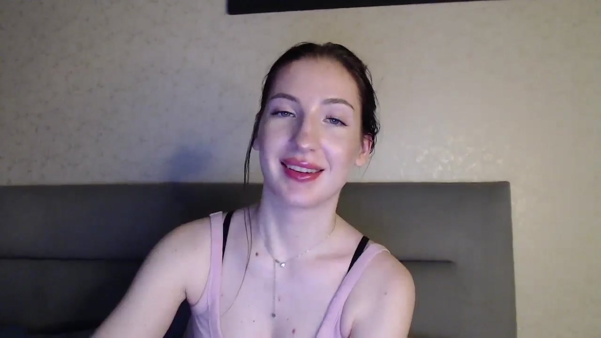 Gallery image thumbnail from RoseEs's myfreecams stream on, 03/08/2026, 01:04 image 5 of 20